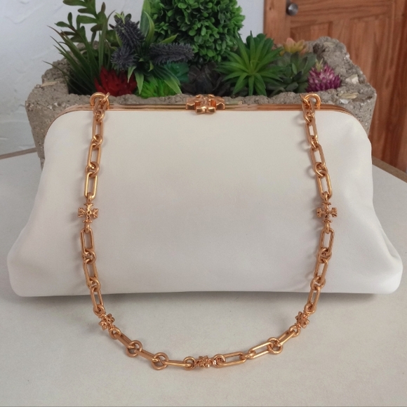 Tory Burch Cleo Shoulder Bag in New Ivory, Large size Frame bag. - Picture 4 of 16